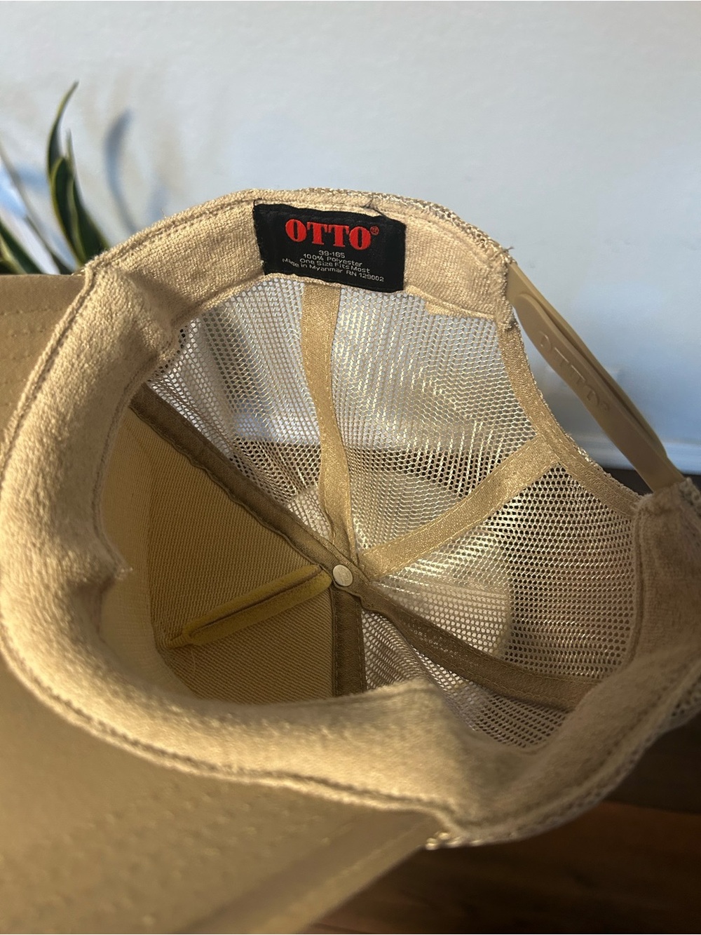 Moody Center Austin Texas Trucker Hat, Western Desert Graphic Mesh Snapback Cap - Picture 5 of 5